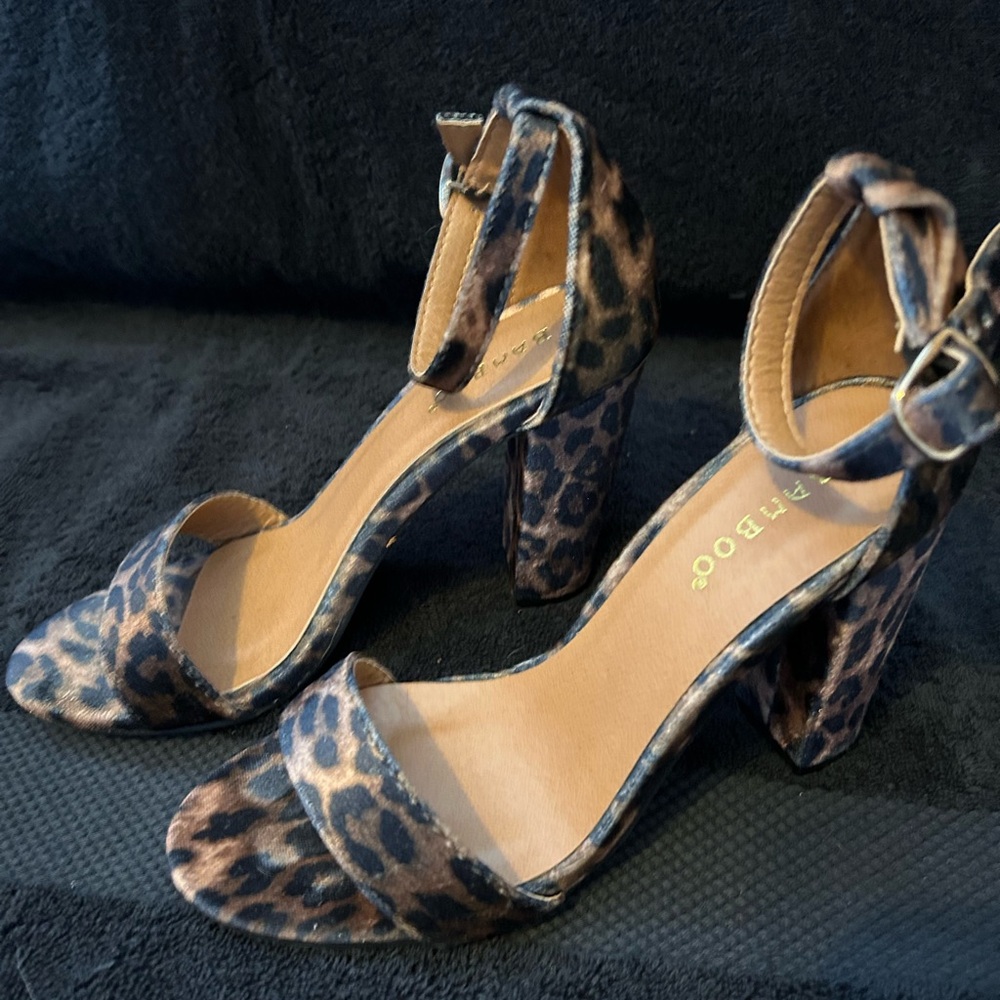BAMBOO Brown and Black Sandals with Leopard Print